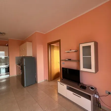 Horizon Apartments - Sea & Mountain View -Modern & Spacious Stay דירה