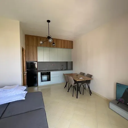 Horizon - Sea & Mountain View -modern & Spacious Appartement
