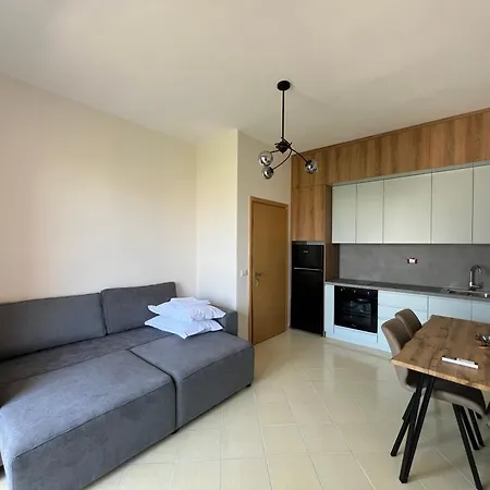 Apartment Horizon - Sea & Mountain View -modern & Spacious
