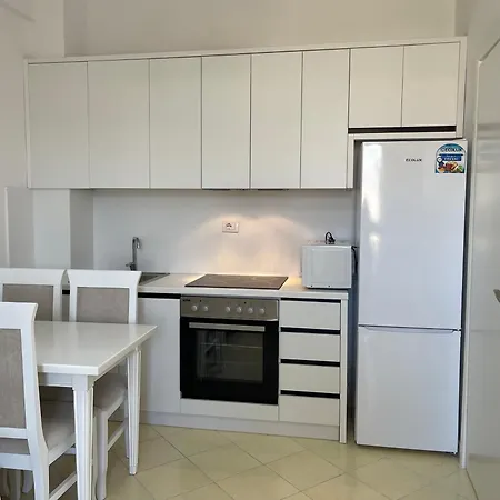 Horizon Apartments - Sea & Mountain View -Modern & Spacious Stay *