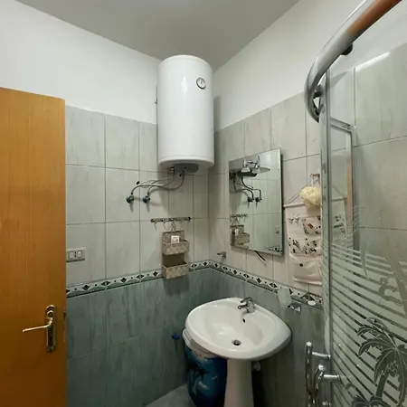 Horizon Apartments - Sea & Mountain View -Modern & Spacious Stay דירה