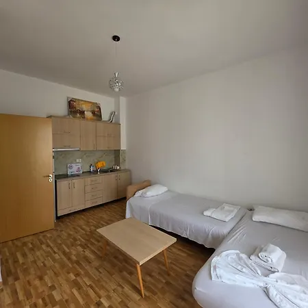 Horizon - Sea & Mountain View -modern & Spacious Appartamento